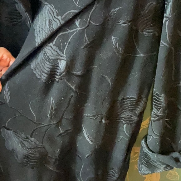 Long black coat with embroidery - Picture 4 of 9